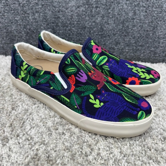 inkkas Shoes - inkkas Sokoke Cat Floral Slip On canvas shoes Women's size 8 (Men's size 6)